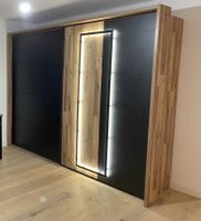 Kleiderschrank Schiebetüren Schwarz Holz mit Beleuchtung neu