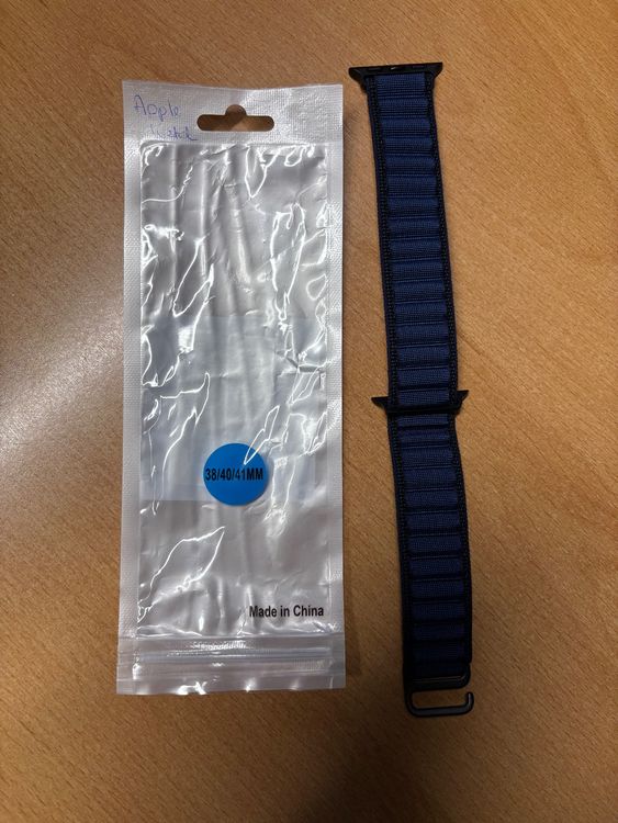 Apple Bracciali & Braccialetti: Armband blau zu Apple Watch (38/40/41mm) - Neu – Nuovo e nell'imballaggio originale da Kleinandelfingen venduto da Baba23 1