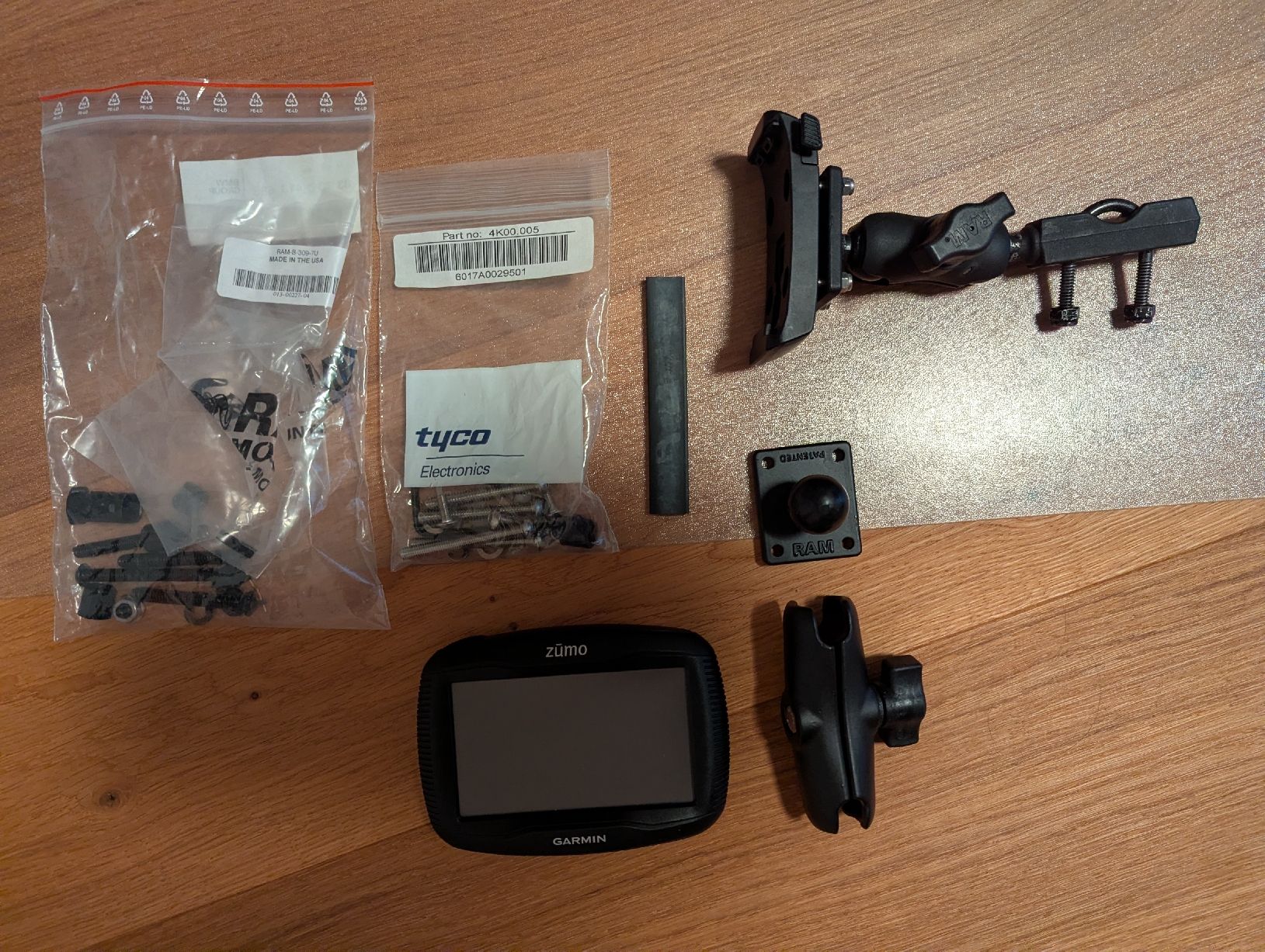 Garmin Navigatori: Garmin zumo 340LM Motorradnavigationsgerät – Usato da Langenthal venduto da Z3R0 3