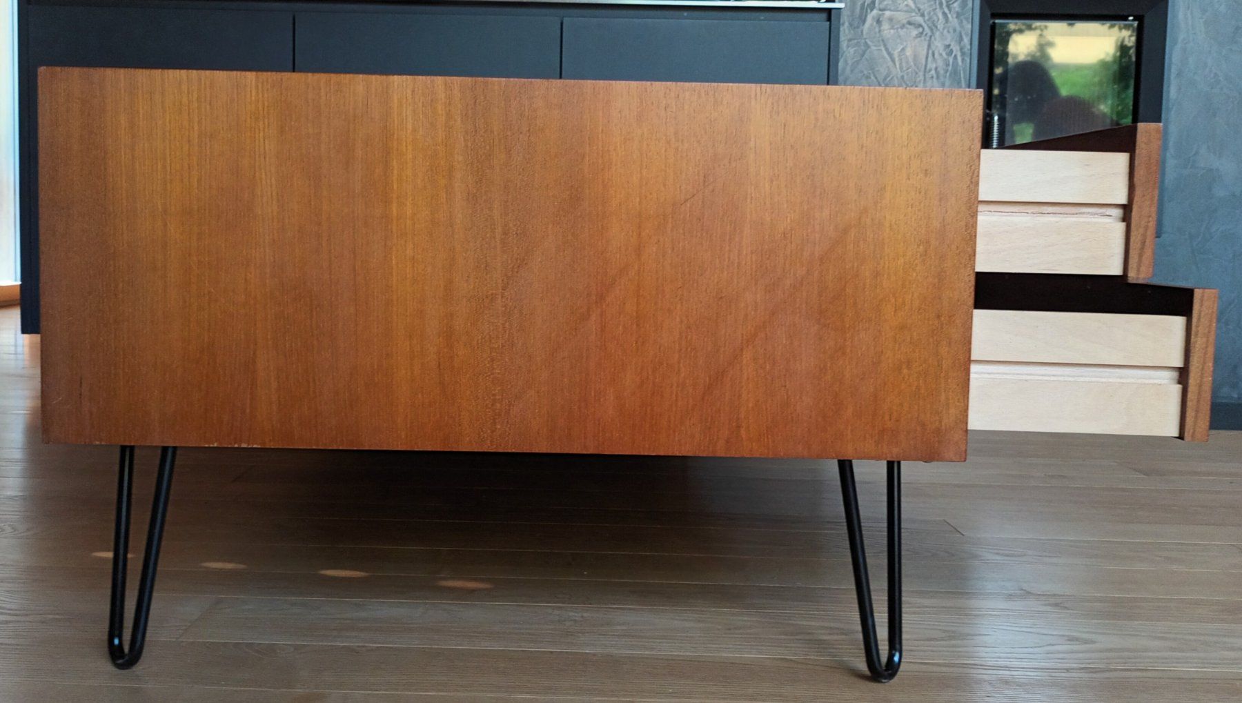 Cassettiere: Midcentury Lowboard / Sideboard Teak – Usato da Wikon venduto da Freu 5