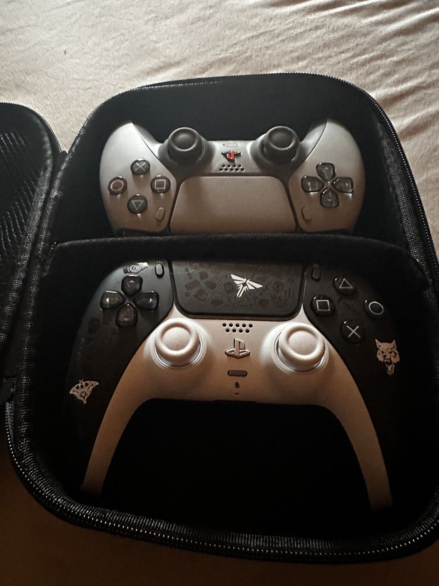 Sony Manettes: Limited Edition Sony DualSense Controller mit Schutzhülle – Neuf (Voir description) à Mötschwil par Sturmbr3cher91 1