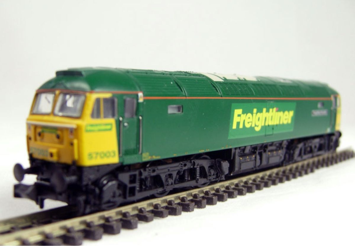 Modellini di ferrovie: Graham Farish Freightliner 57003 - Spur N – Usato da Wädenswil venduto da dar_y6fv