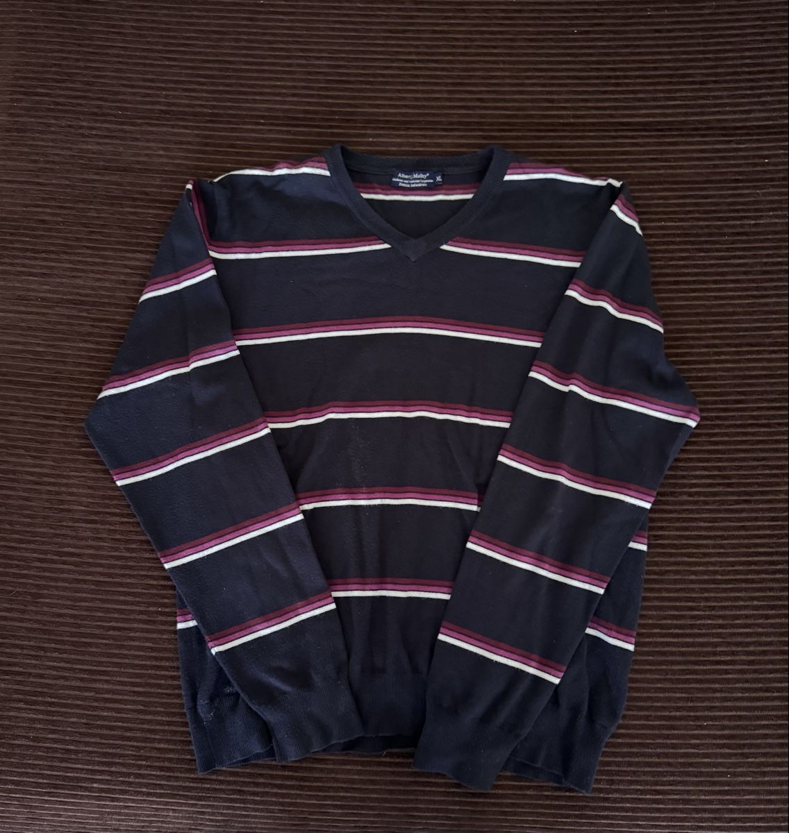 Maglioni & Felpe: Pull Albert J.Malloy taille L-XL, parfait état! – Usato da Meyrin venduto da cak_5np9