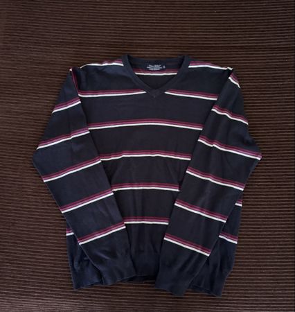 Pull Albert J.Malloy taille L-XL, parfait état!