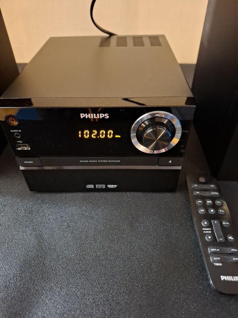 Philips Audio- & Mediensysteme: Philips chaîne Hi-Fi + enceintes + télécommande – Gebraucht aus Le Locle von Maria.222 4