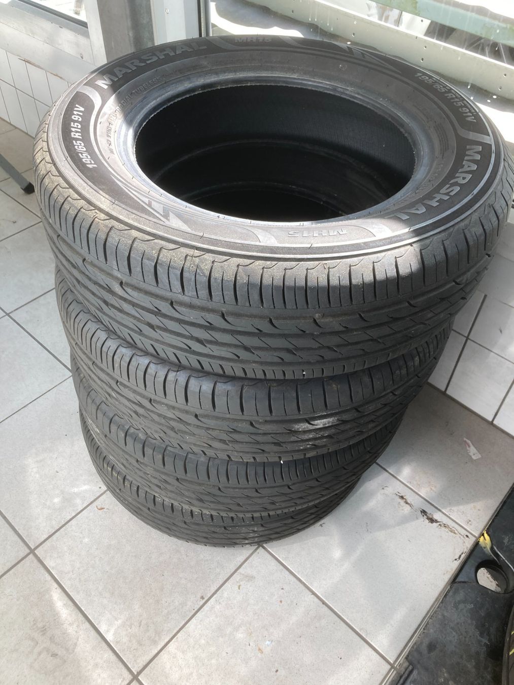 Pneumatici & Ruote complete: 195/65R15 Sommerpneu – Usato da Cham venduto da Cham6332