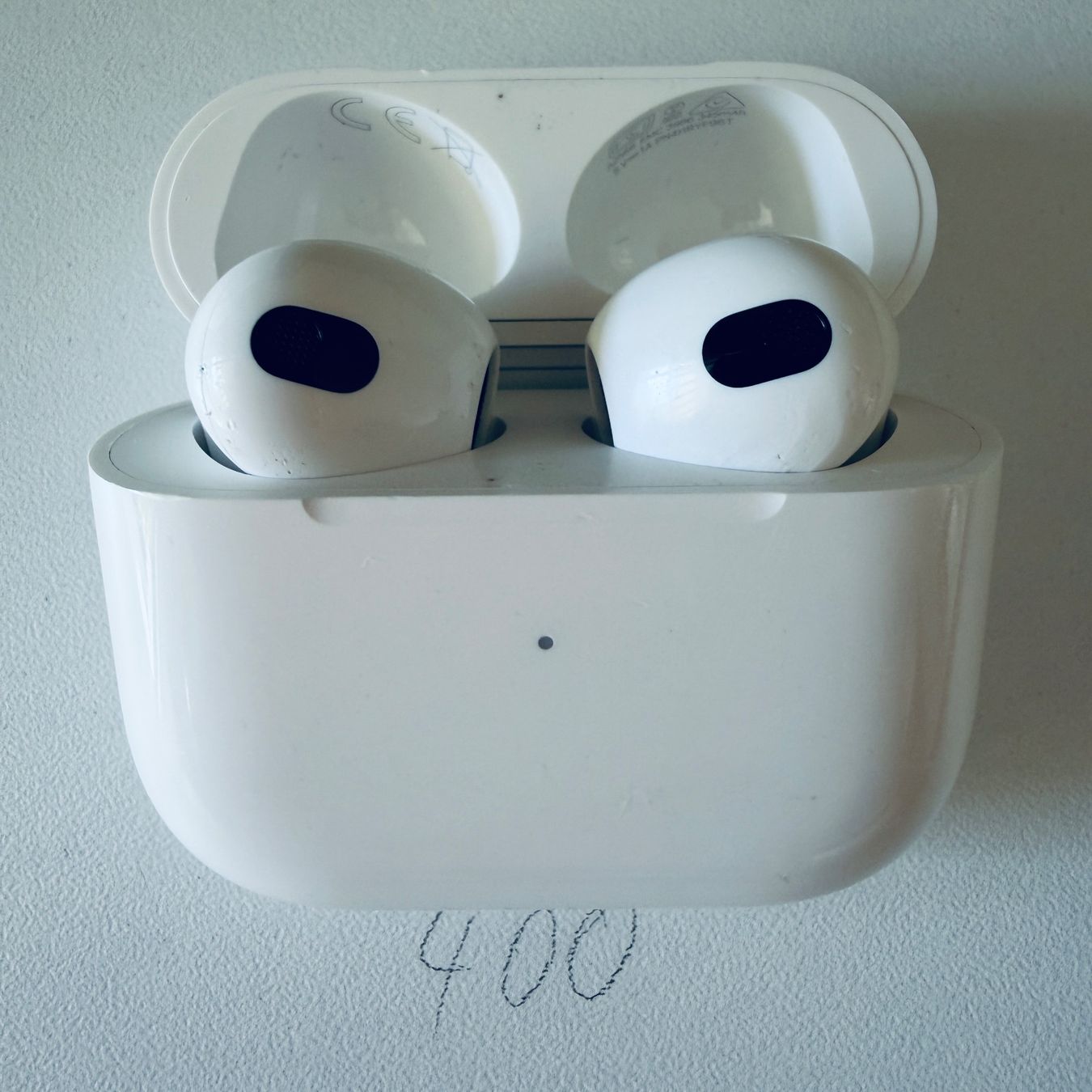 Apple Cuffie: Original Apple AirPods 3 Gen. Kopfhörer mit MagSafe Case – Usato da Basel venduto da MY.AIRPODS.SHOP