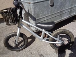 Laufrad "Designed in Switzerland" Silber 12 Zoll mit Korb