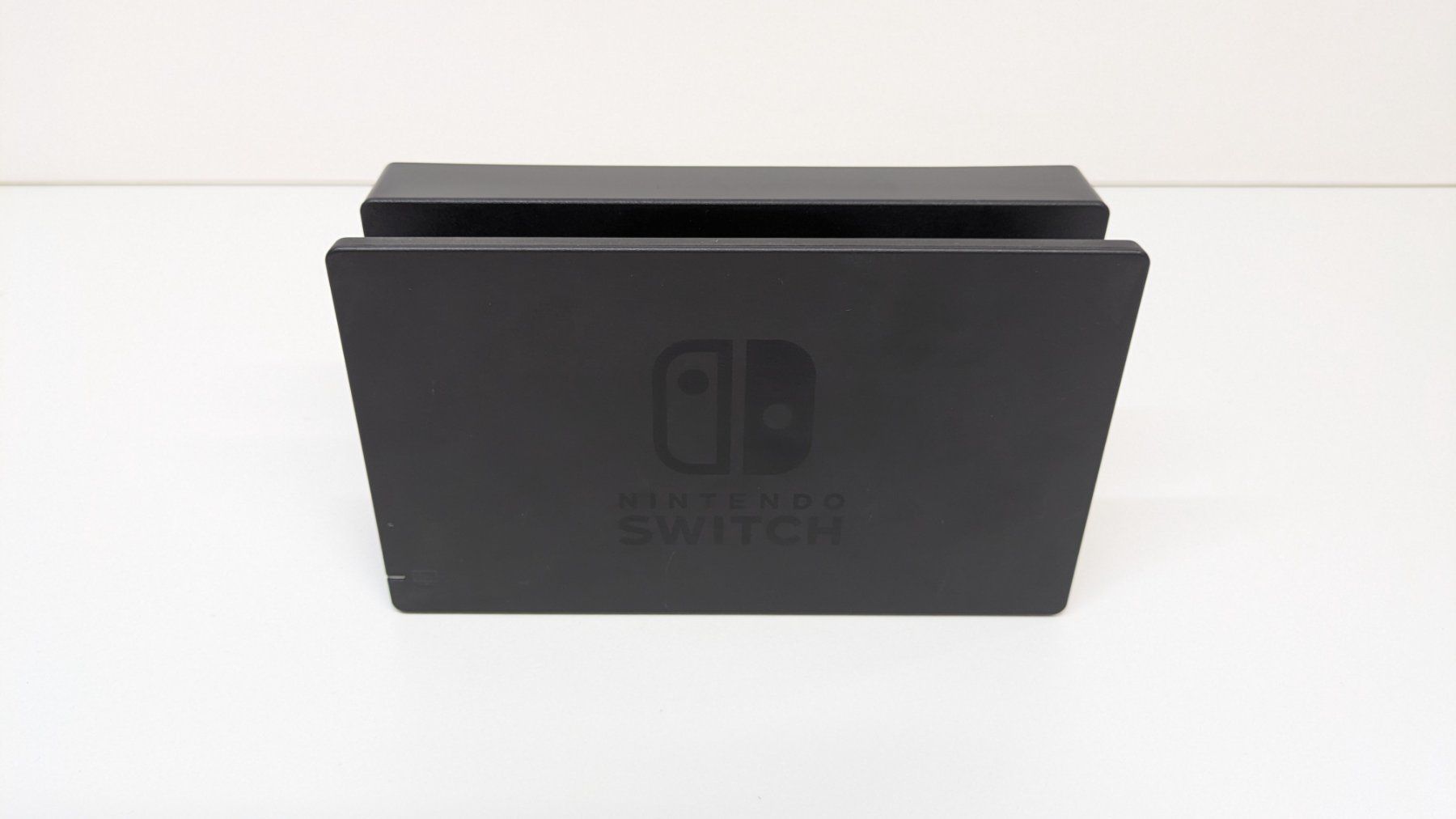 Nintendo Console: Nintendo Switch Dock / TV Dockingstation Original – Usato da Menziken venduto da mame18 1