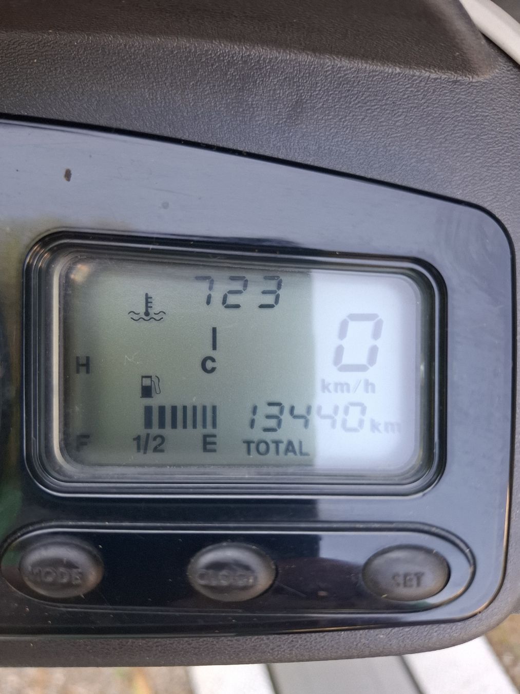 Aprilia Scooters: Roller 50ccm 75 Km/h – Gebraucht aus Wintersingen von PuchX30NL 4