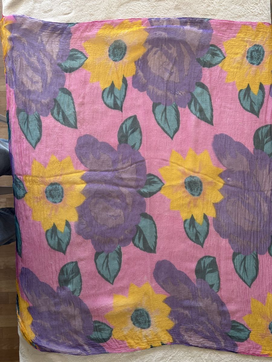 Foulard & Sciarpe: 2 sommerliche Tücher mit Blumenmuster, leicht & luftig – Usato da Affoltern am Albis venduto da mwittenwiller