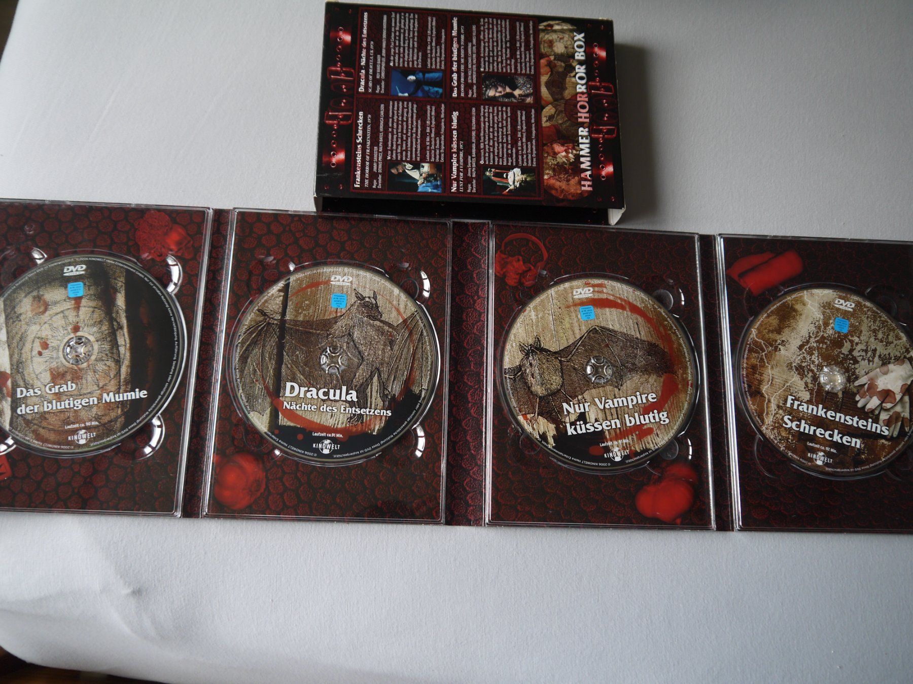 Tutti i DVDs: HAMMER HORROR BOX - 4 FILME – Usato da Hagendorn venduto da Blaf 2