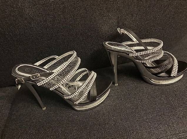 Damenschuhe: High Heels Grösse 38 (Absatz: 13 cm) – Neu und originalverpackt aus Würenlingen von Delfinli1 1
