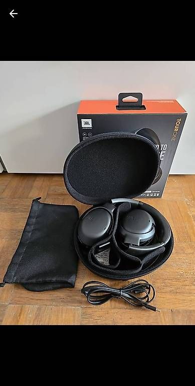 Cuffie: Casque Jbl tour one  – Usato da Morges venduto da bir_9rsr