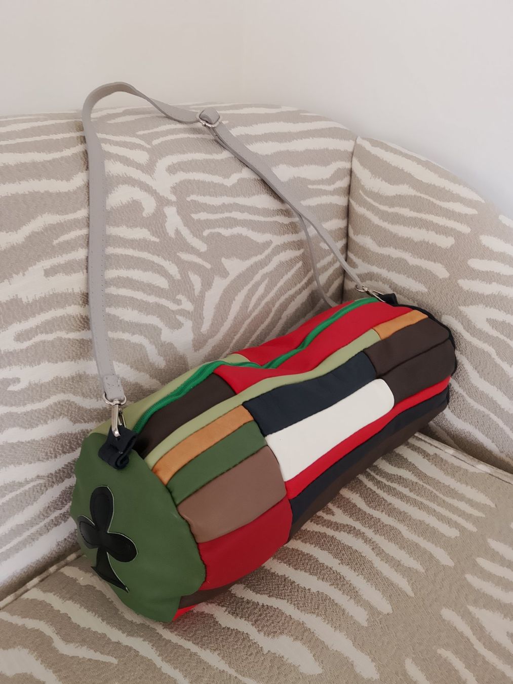 Borse da donna: Umhängetasche Leder bunt Patchwork Design Zylinderform – Nuovo (secondo la descrizione) da Bellikon venduto da MellonCollieMitTwint 1
