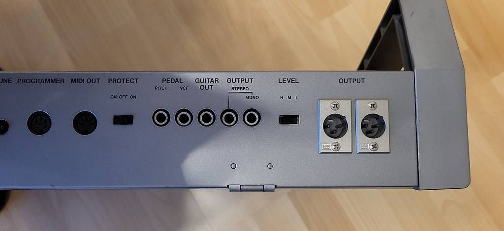 Strumenti musicali: Roland GR700 – Usato da Bellach venduto da Kebjeer 3