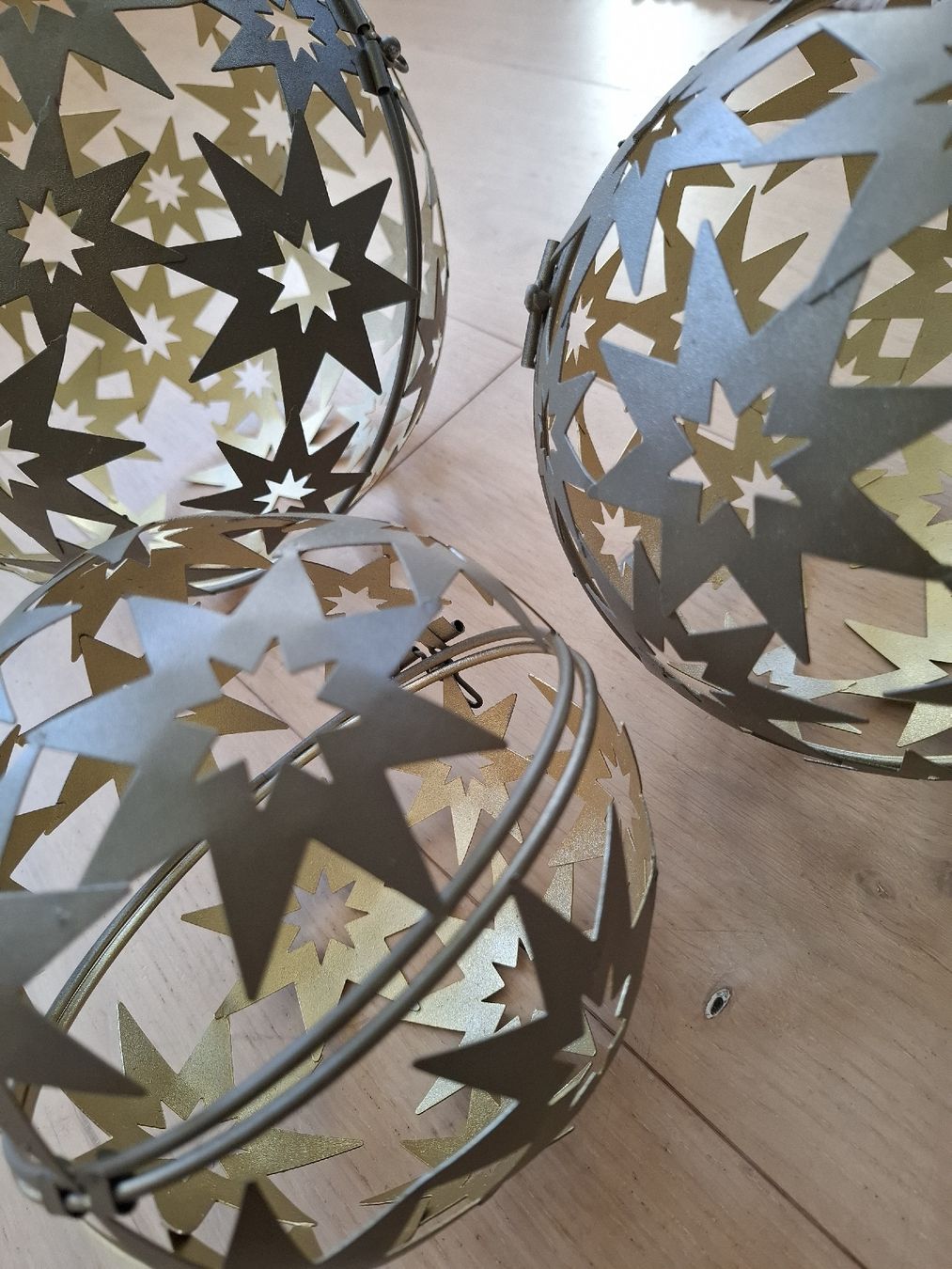 Tutte le decorazioni: Weihnachts Dekokugeln Stars – Usato da Wikon venduto da DilleKamille 2
