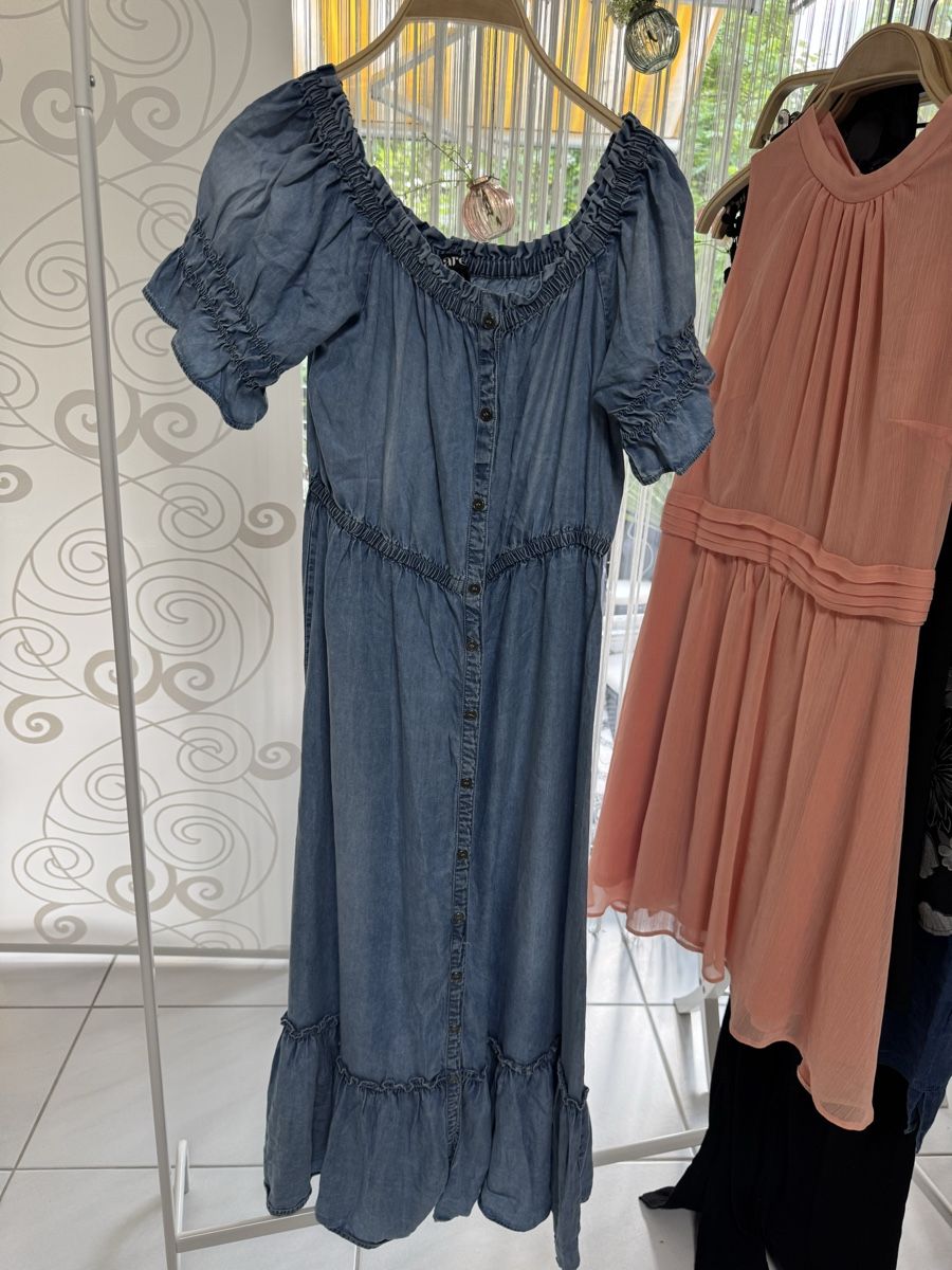 Lotti di vestiti: Kleider set – Usato da chur venduto da merygori 2