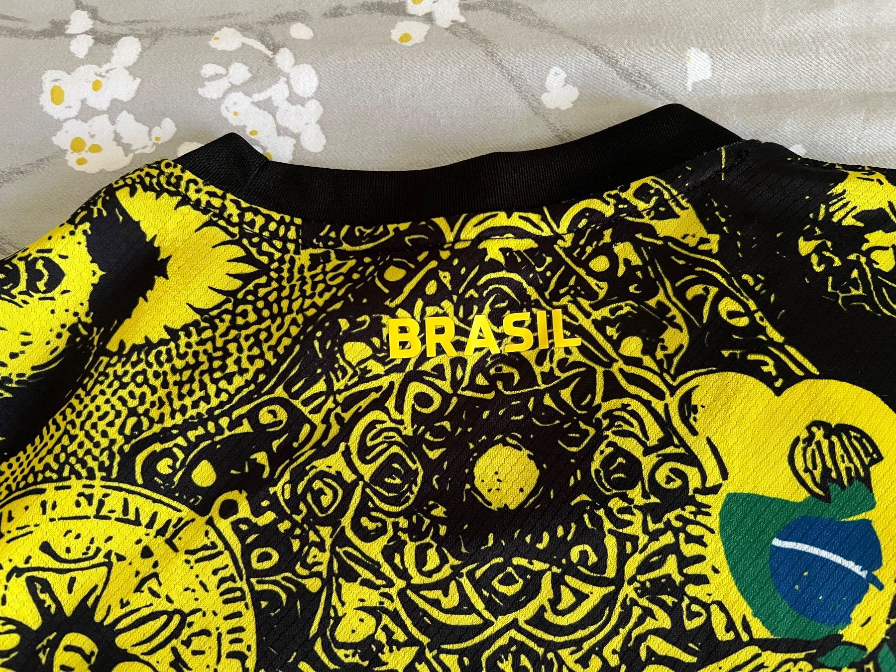 Nike Canottiere & Pantaloni: Maillot édition spéciale – Nuovo (secondo la descrizione) da Mézières VD venduto da pourkwapa7 3