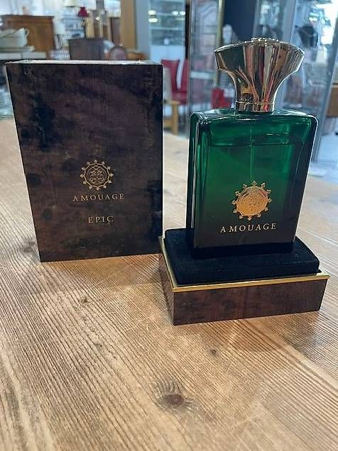 Amouage Parfum & Eau de Toilette: Amouage Epic Man – Gebraucht aus Neuhausen am Rheinfall von galleria13