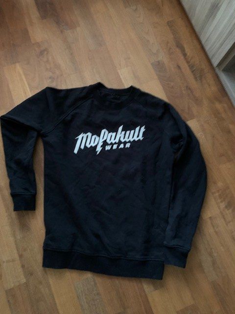 Maglioni & Felpe: mofakult-Pullover schwarz, Grösse S, wenig getragen – Usato da Dietfurt venduto da Braendles