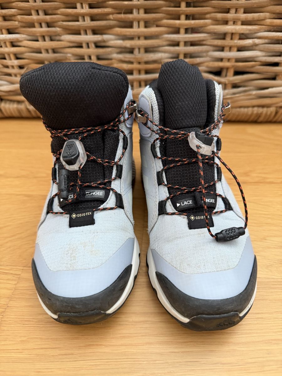 Adidas Scarpe per ragazzi: Treckingschuhe - Adidas Terrex 30.5 – Usato da Zürich venduto da yaelle106