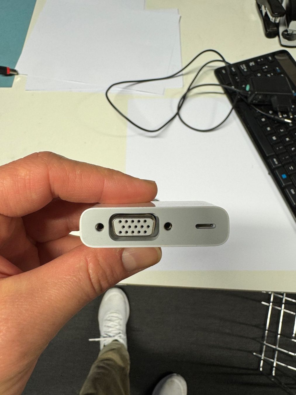 Apple Unità & Adattatore: Apple Lighting auf VGA Adapter – Usato da Frauenfeld venduto da cinque 1