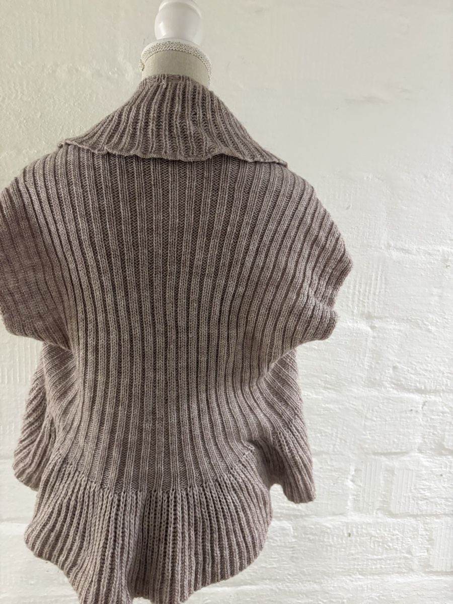 Boleros: Damen Pulli Bolero,Gr.M – Gebraucht aus Winterthur von Nena222 2