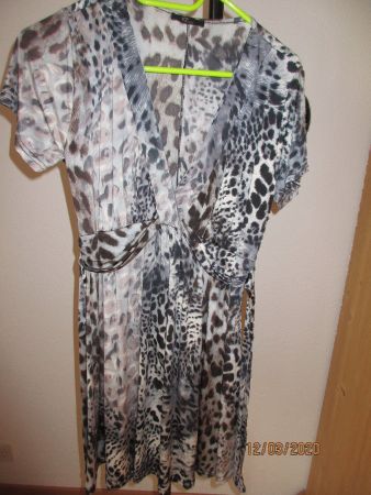 super lässiges bequemes Kleid 40-42