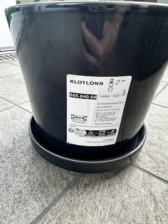 Ikea Vasi & Recipienti: Vaso klotlonn blu scuro 15cm – Usato da Paradiso venduto da chi_8pd8