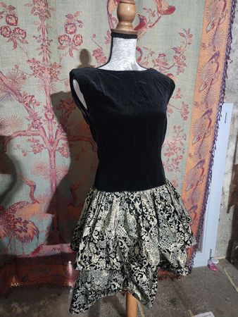 Kleid Samt gerafft Grösse M Vintage Schwarz Gold