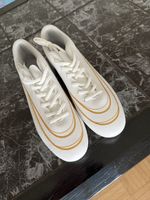 Fussball Schuhe Grösse 43