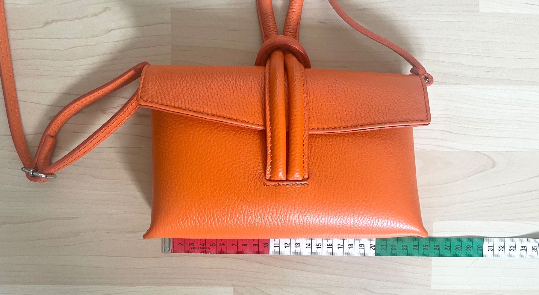 Taschen für Damen: NEU: kleine Ledertasche, orange mit Schlaufe – Neu (gemäss Beschreibung) aus Luzern von ellitussi 3