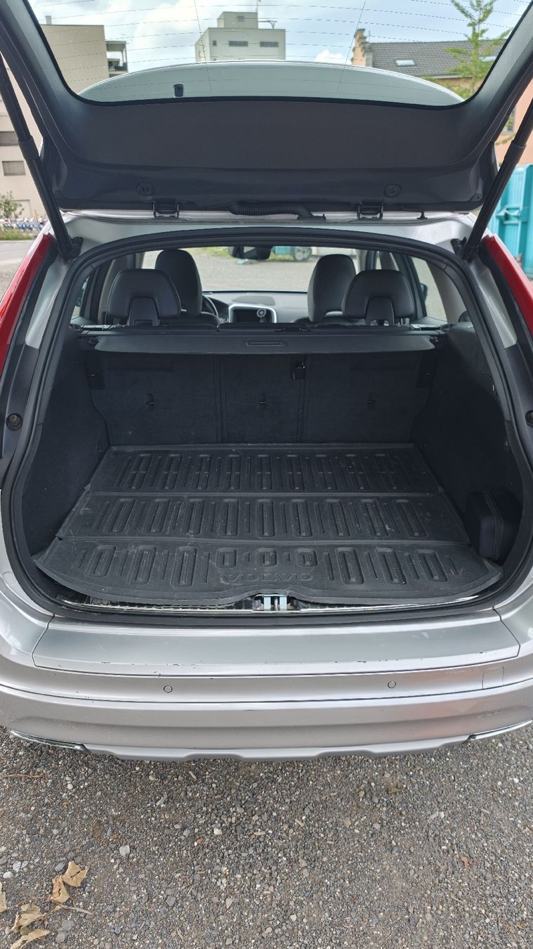 Volvo Autos: Volvo XC60 T5 AWD – Gebraucht aus Sursee von zag_lm5h 4