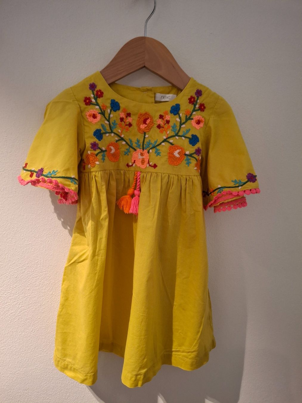 Vestiti & Gonne: Next mädchenkleid – Usato da Oberhofen am Thunersee venduto da katka99
