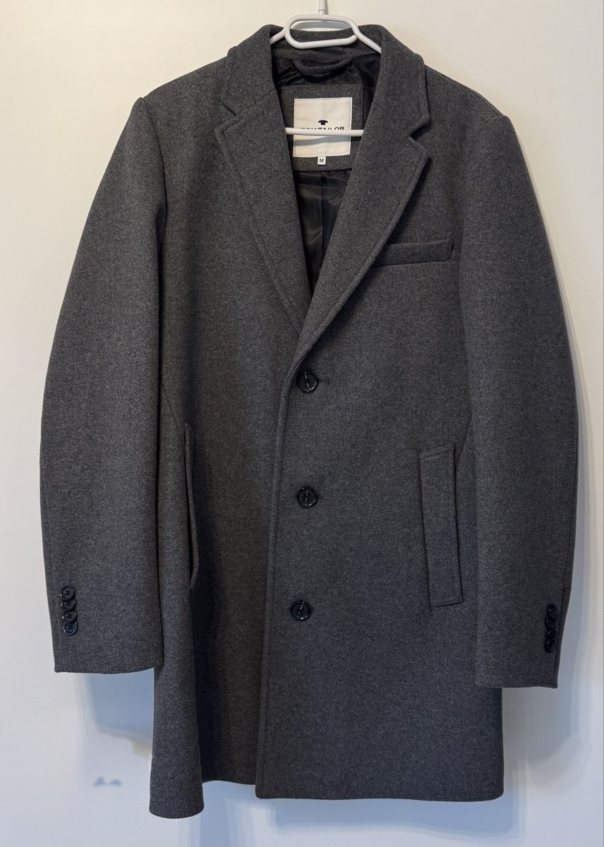 Tom Tailor Cappotti: Mantel Tom Tailor, Grösse M, neuwertig, Grau – Nuovo (secondo la descrizione) da Flumenthal venduto da Krajan