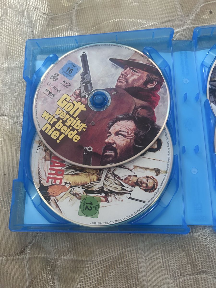 Tutti i DVDs: Die Bud Spencer und Terence Hill Box Blu-Ray – Nuovo (secondo la descrizione) da Frauenfeld venduto da kol_p727 3