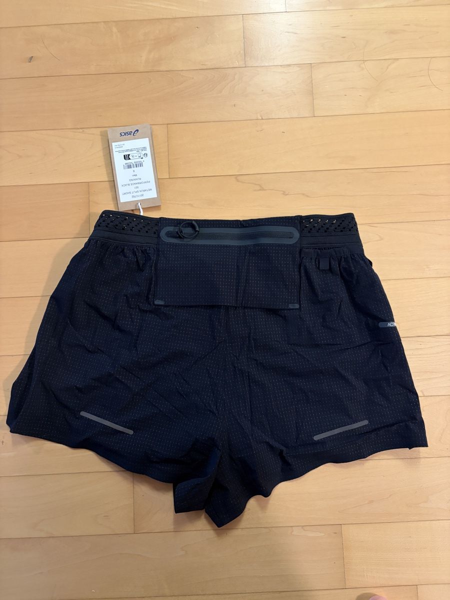 Asics Pantaloni: Asics Metarun Split Short – Nuovo e nell'imballaggio originale da Zürich venduto da tur_bo94 1