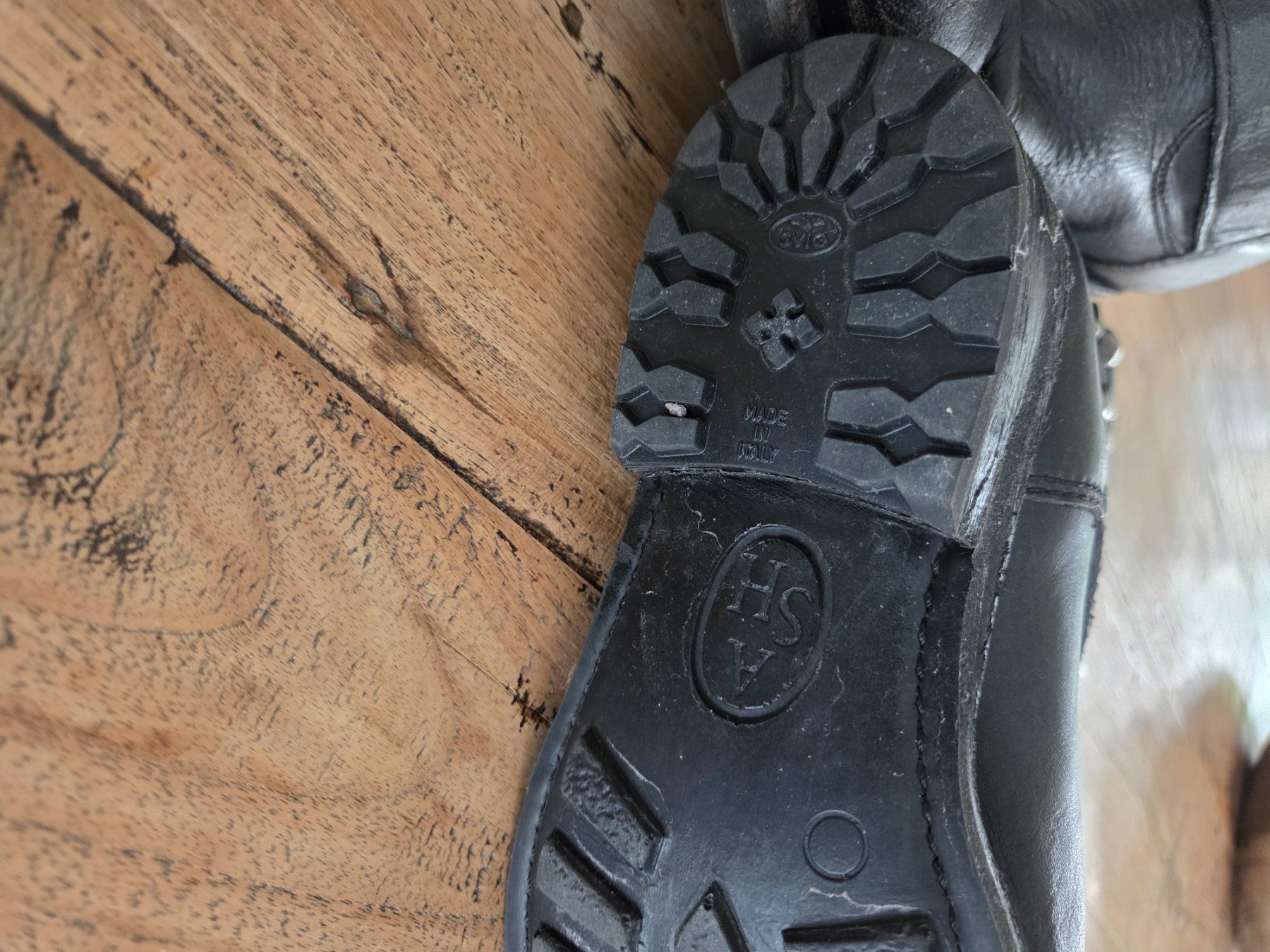 Ash Damenschuhe: Cowboy Boots ASH – Gebraucht aus Morgarten von Haiden 2