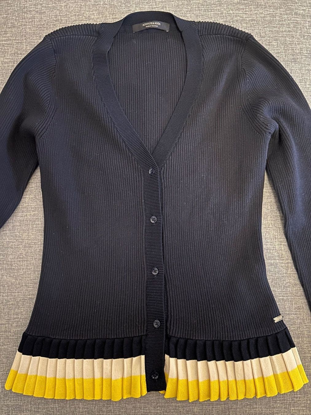 Maison Scotch Giacche: SCOTCH & SODA - Strickjacke – Usato da Wollerau venduto da Dolder23 2