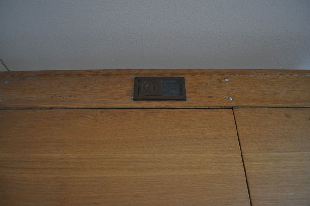 Schreibtische: Antikes Schülerpult ca. Mitte 20. Jh. – Gebraucht aus Luzern von PiBu6003 8