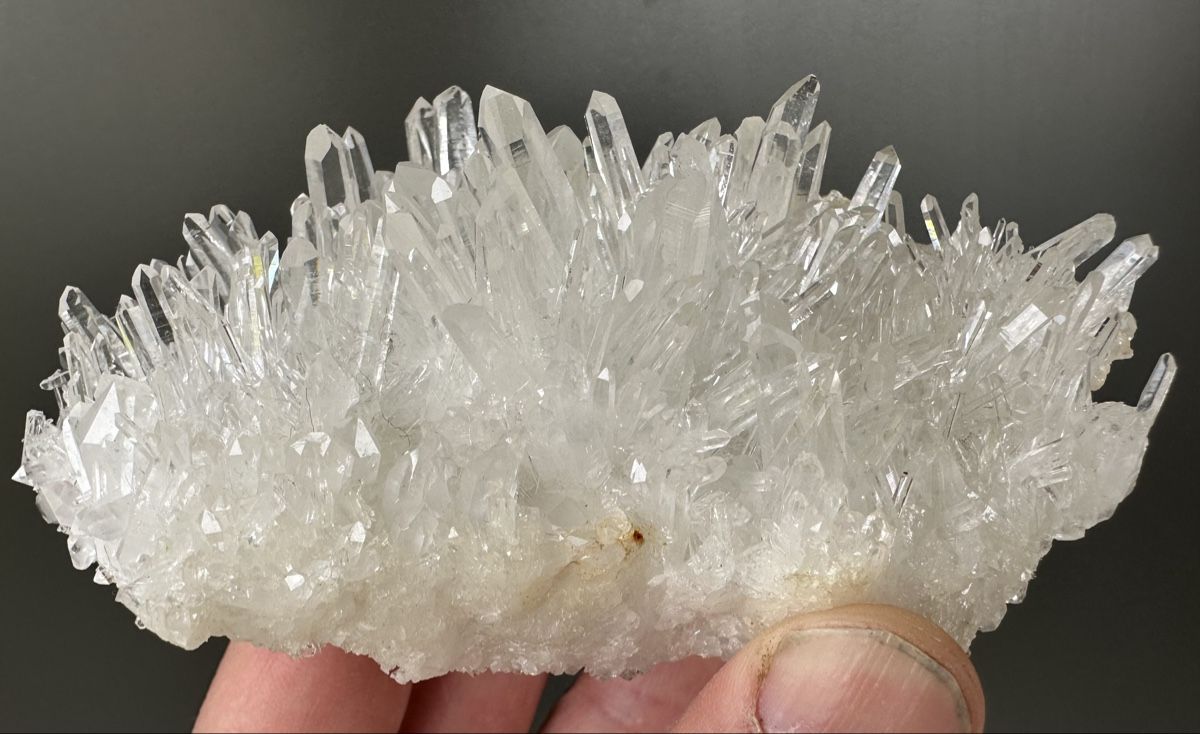 Minerali & Pietre curative: Nadelquarz Val Bedretto – Usato da Oberuzwil venduto da Crystall0 3