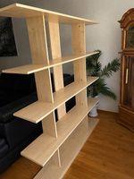 Bücherregal