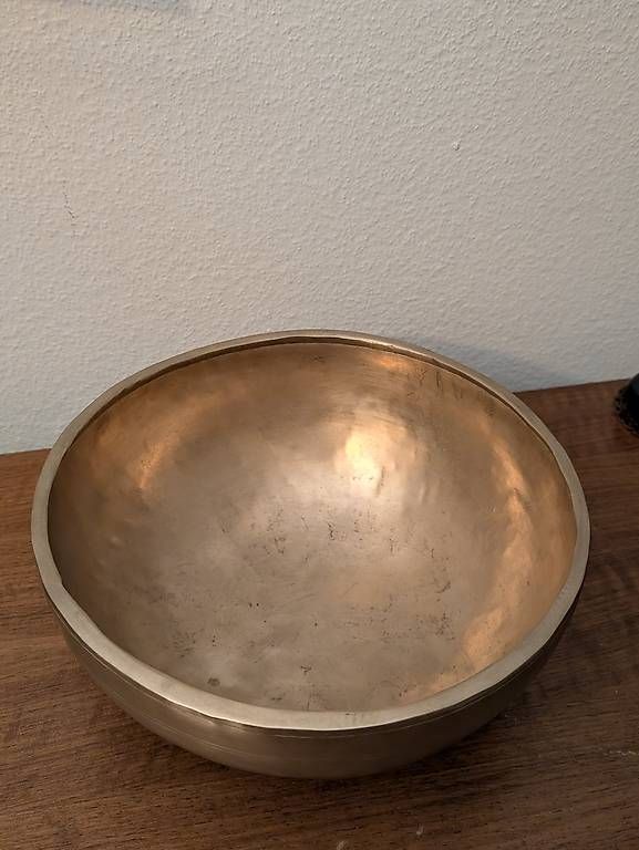 Strumenti musicali: Klangschale Planetenschale 148Hz Saturn – Usato da Basel venduto da slu_th2l 1