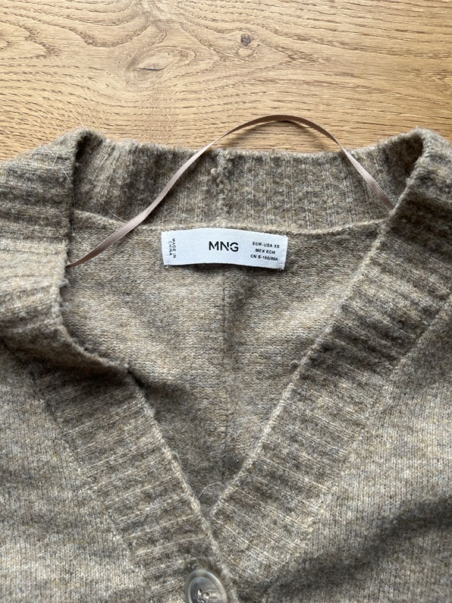Mango Pulls & Sweat-shirts: Mango Strickjacke Cropped, Gr. XS, beige – D'occasion à Winterthur par nstau 2