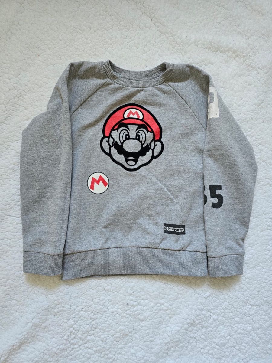 Pullover & Sweatshirts: Super Mario Pullover grau Grösse 116 gebrauchter Zustand – Gebraucht aus Tecknau von nor_npk6