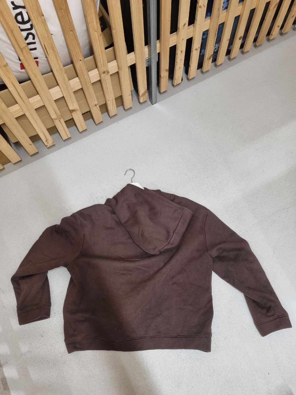 Pullover & Sweatshirts: Vicinity Hoodie XXL  – Gebraucht aus Zürich von dvb_k2cq 1