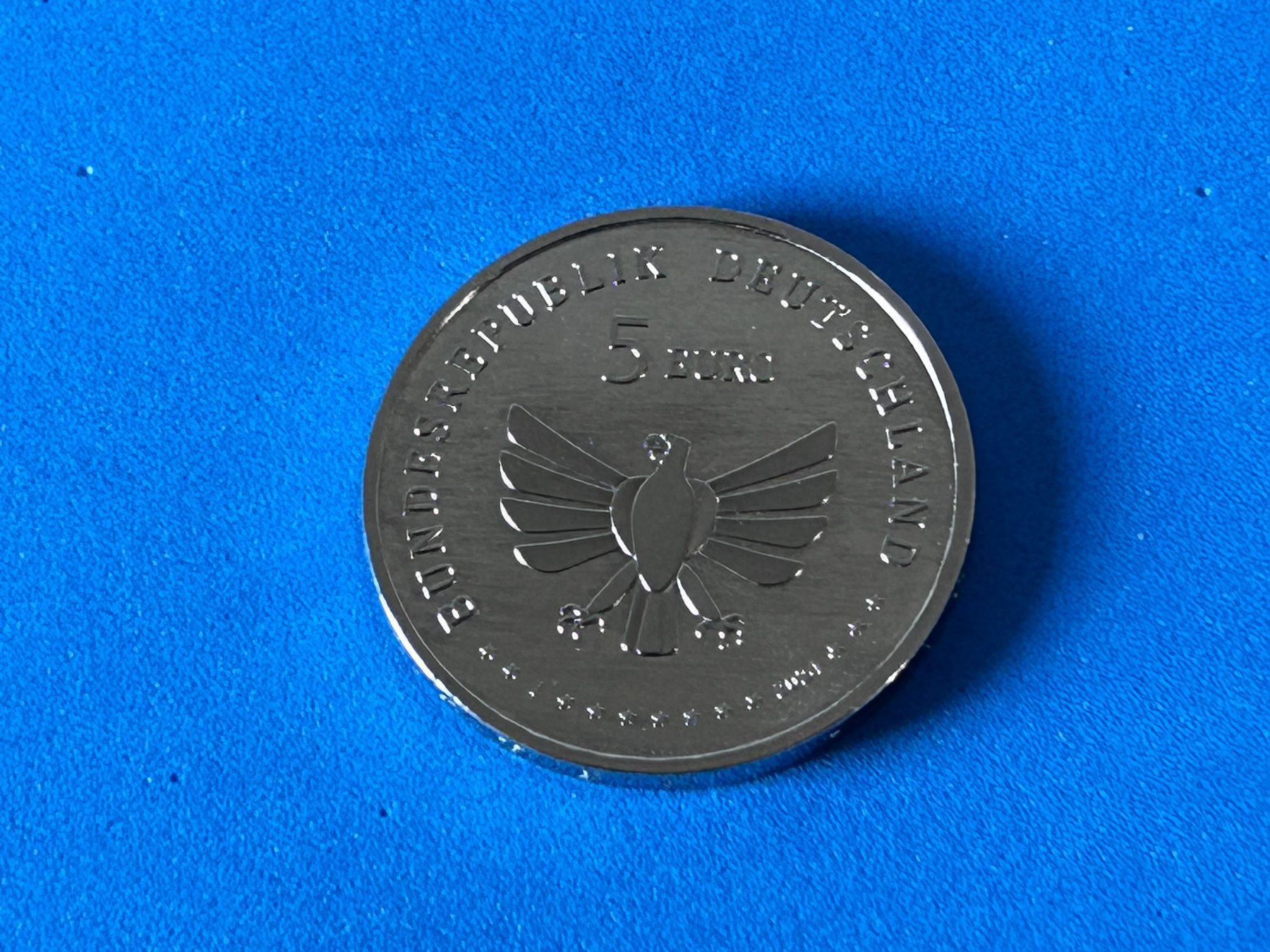 Tutti le monete: Germany - 5 Euros (Bumblebee) 2024 UNC – Nuovo (secondo la descrizione) da Corcelles NE venduto da AJKader 5