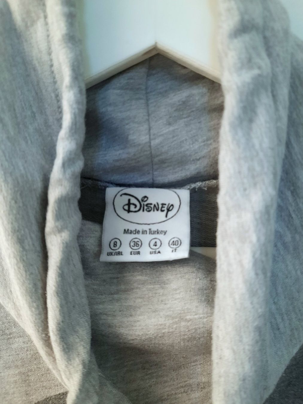 Maglioni & Felpe: Disney Mickey Mouse Kapuzenpullover, Wie Neu! – Usato da Zürich venduto da RE-USE-ZURZACH-Care 1