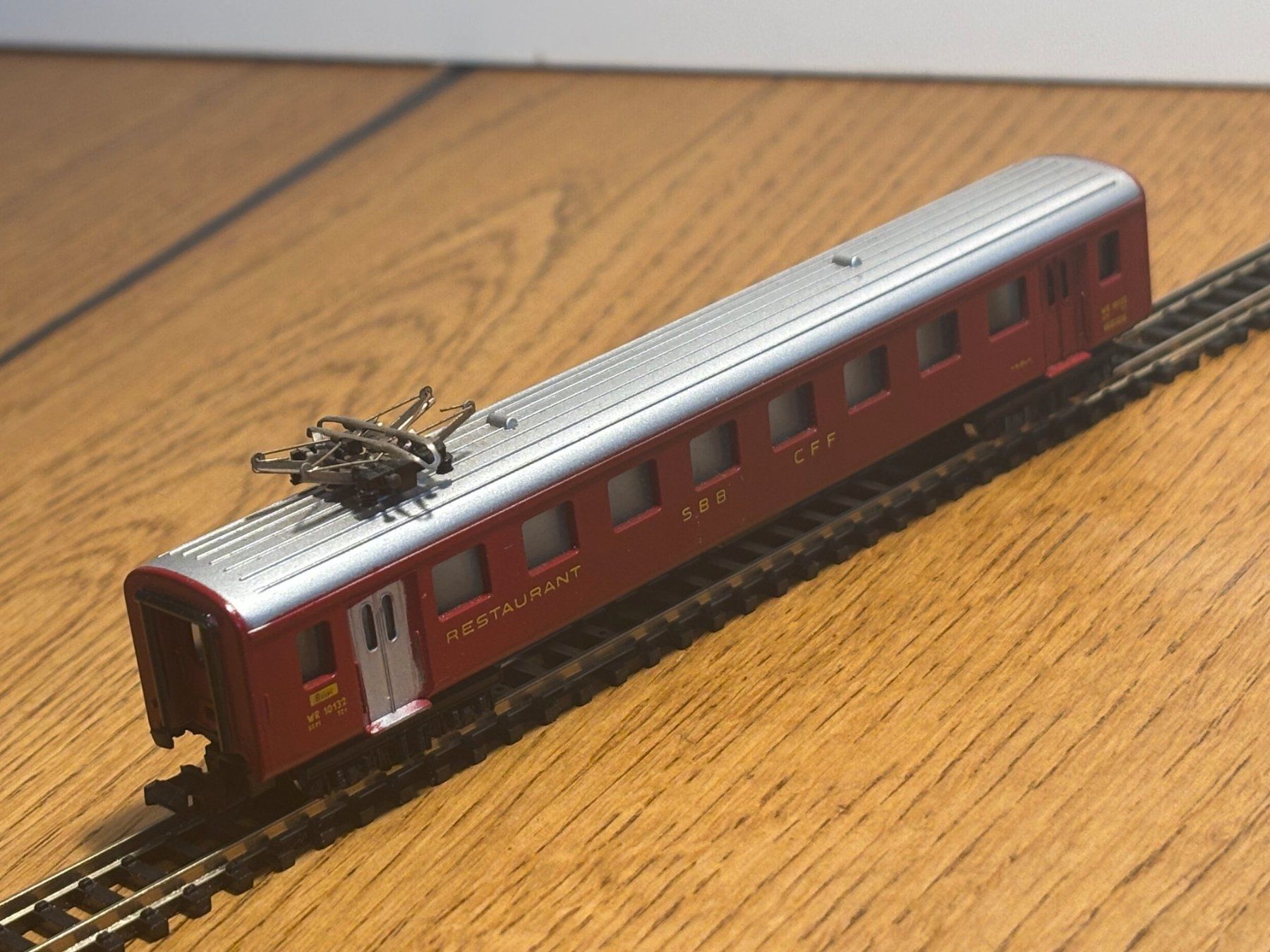 Modellini di ferrovie: e1595: Speisewagen (Spur N) – Usato da Birsfelden venduto da Birs_25 3